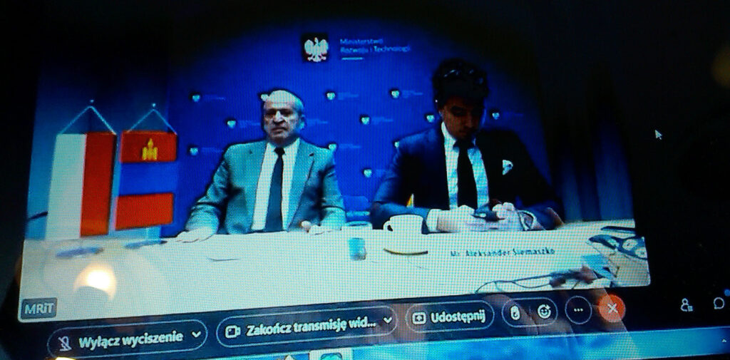 Prezes EKB Polska Janusz Cieślak podczas wystąpienia na II posiedzeniu Polsko-Mongolskiej Komisji Międzyrządowej ds. Współpracy Gospodarczej
