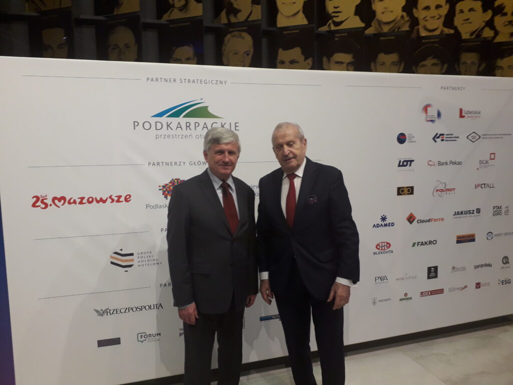 From left: Marek Kłoczko, Director General of the Polish Chamber of Commerce and Janusz Cieślak, President of The European Business Club Poland.